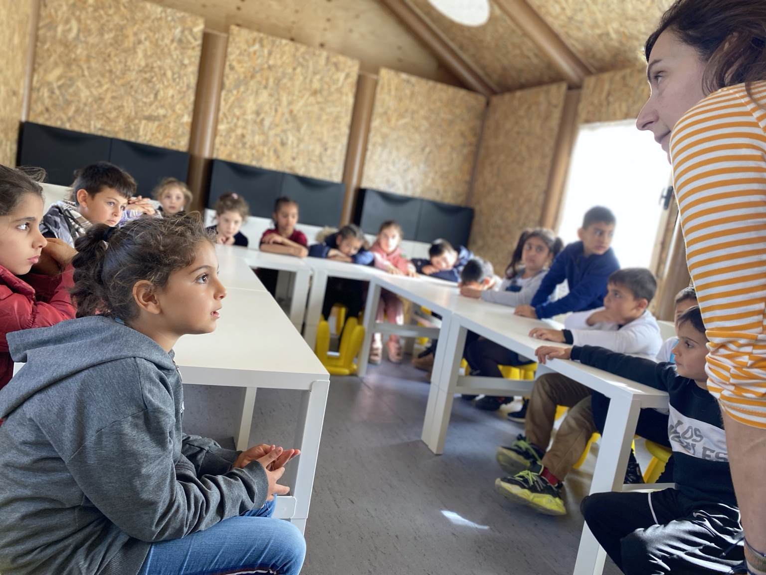 Çocuklarla göz hizasında iletişim